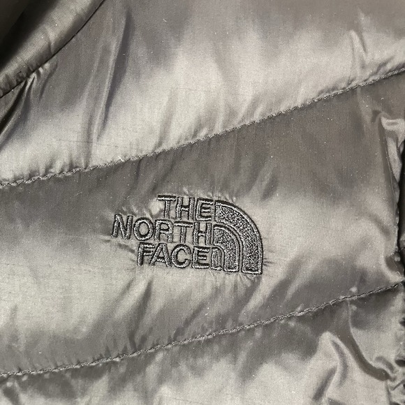 The North Face Aconcagua Puffer Jacket Women's Small Black Goose Down 550 Fill - Picture 3 of 13